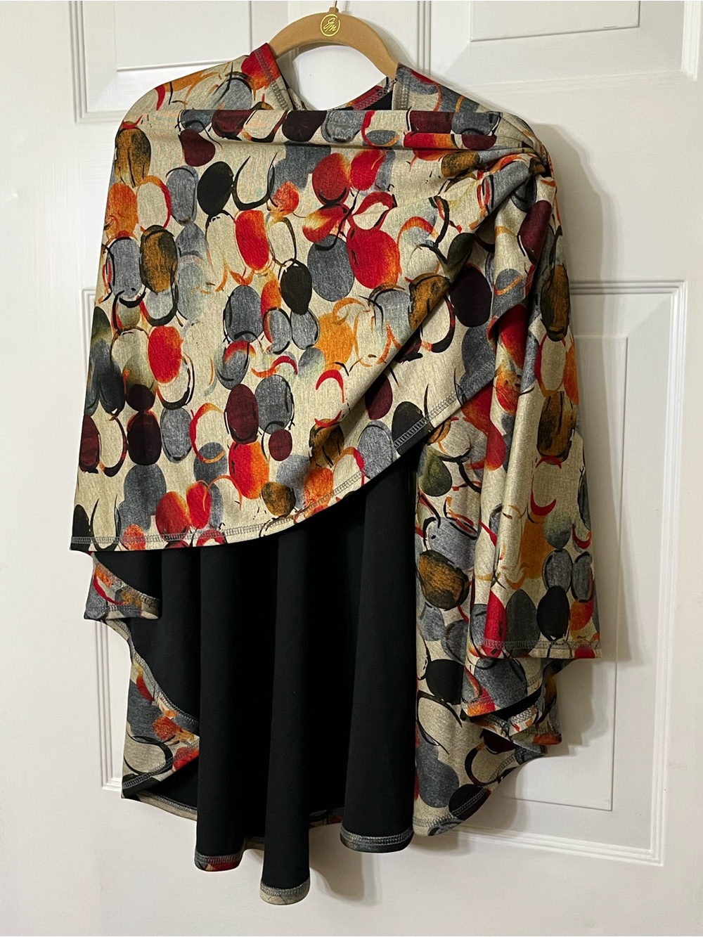 NWT Pure Essence Artsy Colorful Abstract Retro Wrap Sz S ( runs large)